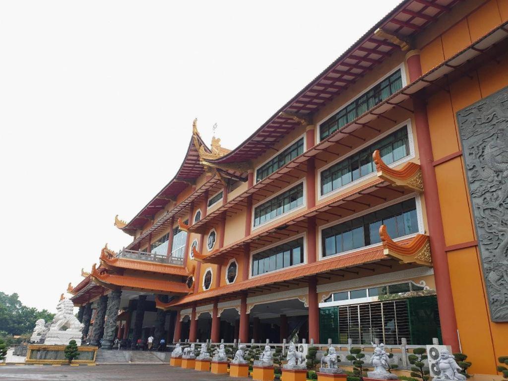 Oyo 2720 Sutomo Inn Medan Extérieur photo