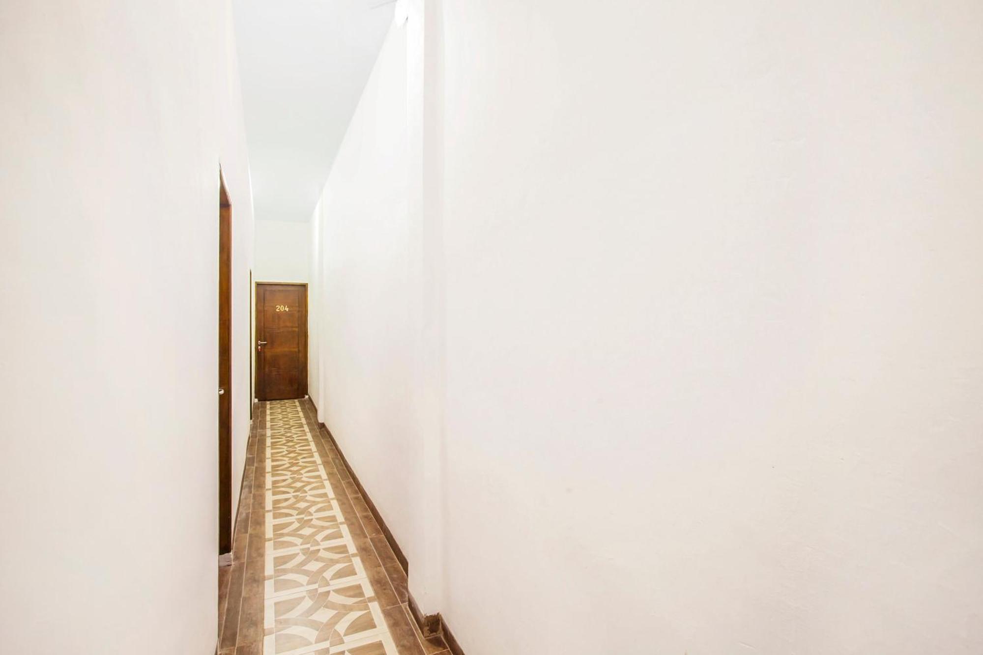 Oyo 2720 Sutomo Inn Medan Extérieur photo