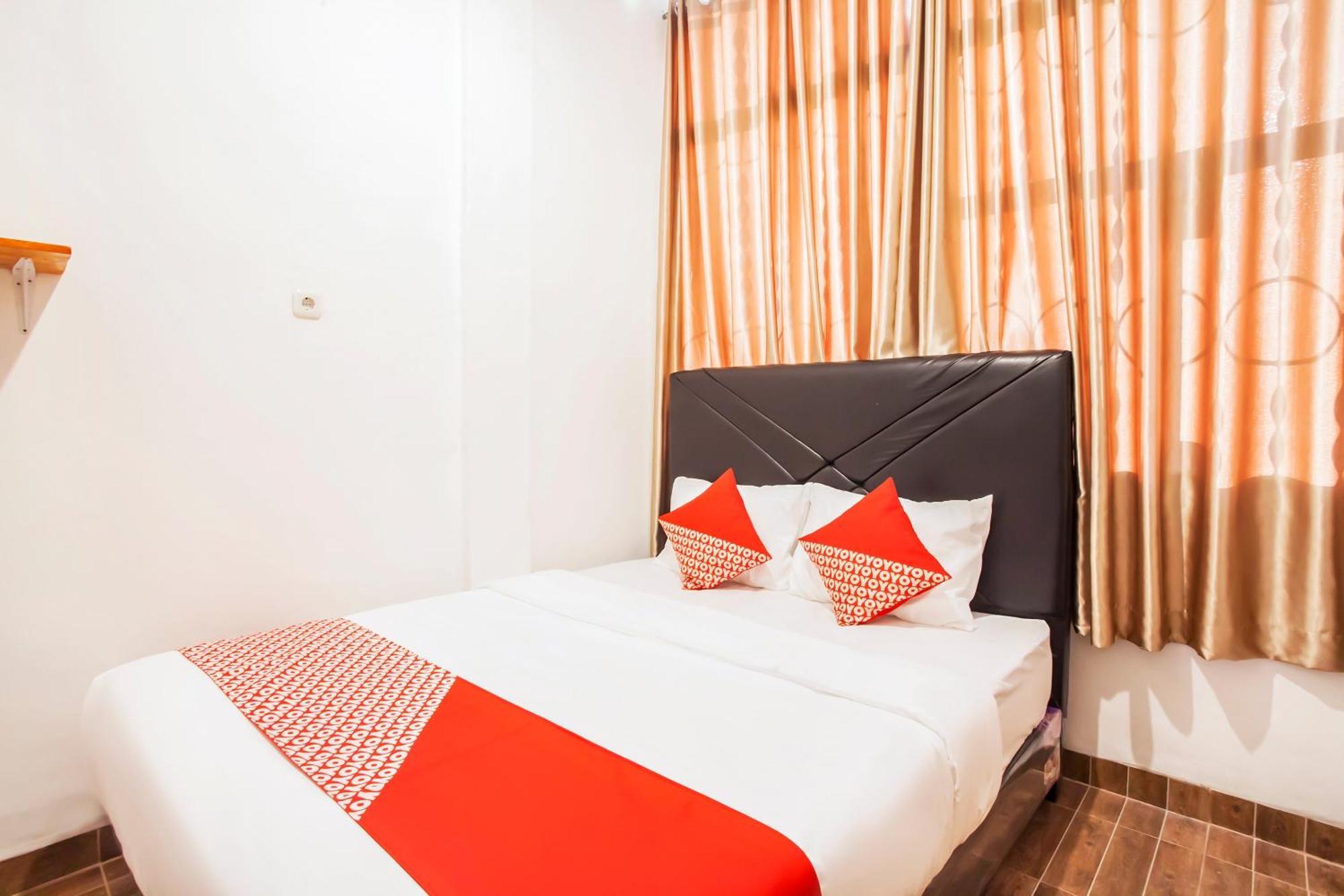 Oyo 2720 Sutomo Inn Medan Extérieur photo